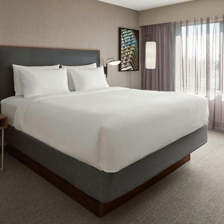 Courtyard By Marriott Mississauga-Airport Corporate Centre West Hotel Kültér fotó