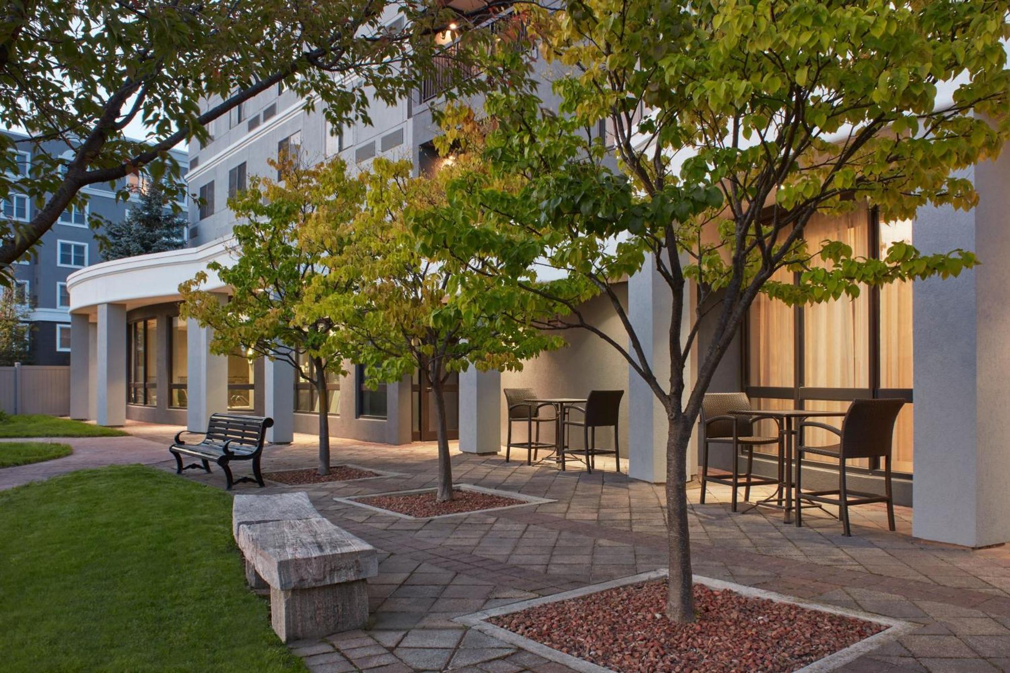 Courtyard By Marriott Mississauga-Airport Corporate Centre West Hotel Kültér fotó